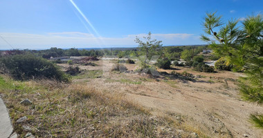 Nice Plot Opposite A Green Area With Amazing View