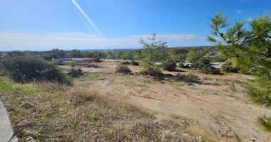 Nice Plot Opposite A Green Area With Amazing View