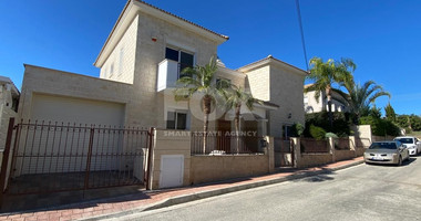 Elegant Three bedroom detached villa for sale in Armenochori, Limassol