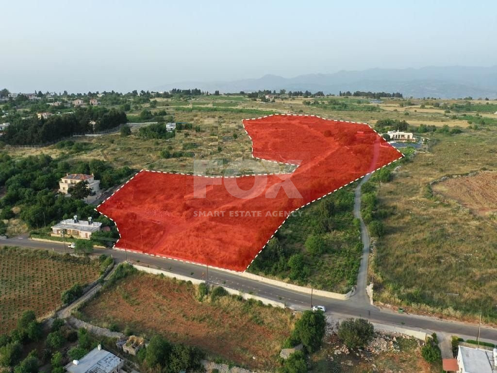 Field in Ineia community of Paphos