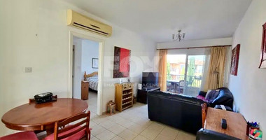 Two-Bedroom Penthouse with Roof Garden & Sea View in Mandria, Paphos