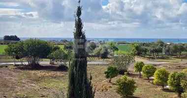 Two-Bedroom Penthouse with Roof Garden & Sea View in Mandria, Paphos