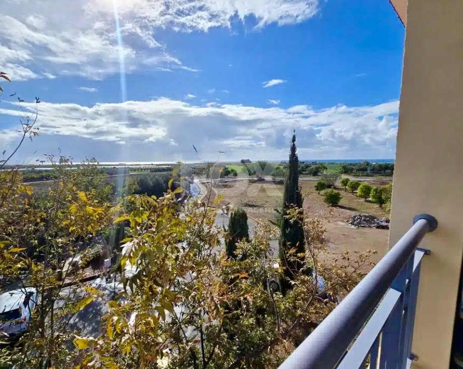Two-Bedroom Penthouse with Roof Garden & Sea View in Mandria, Paphos