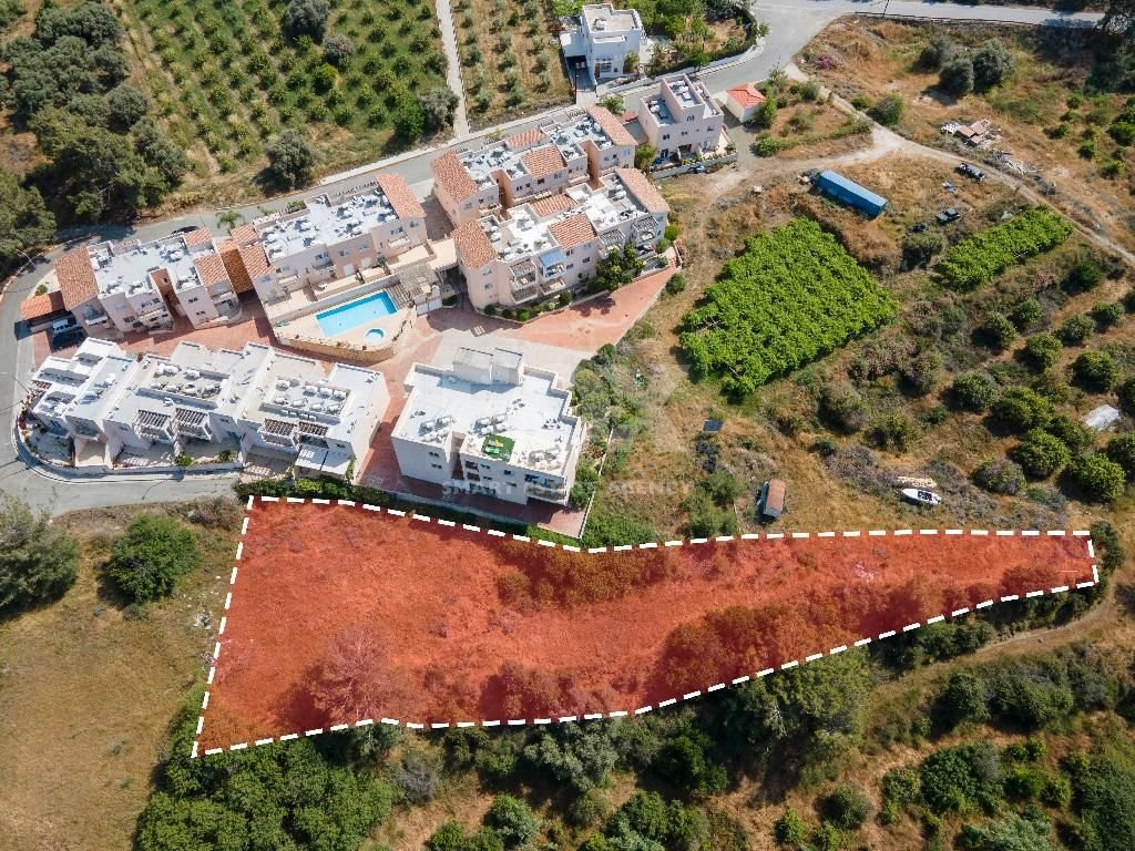 Residential Field in Argaka village, in Paphos