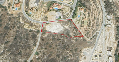 Development Land for sale in Agios Tychon: with Sea-View