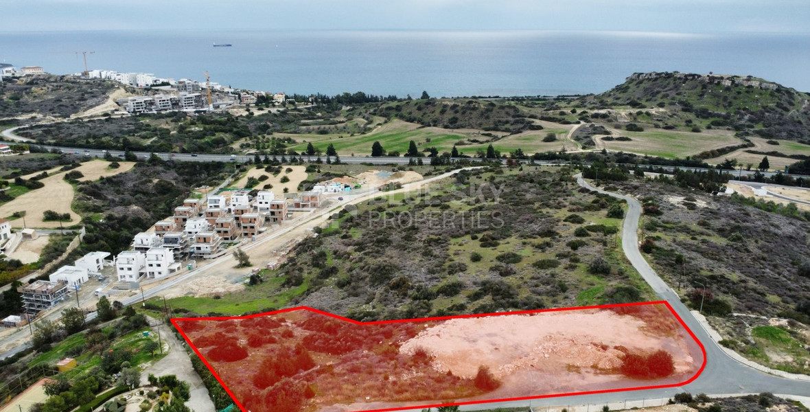 Development Land for sale in Agios Tychon: with Sea-View