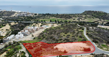 Development Land for sale in Agios Tychon: with Sea-View