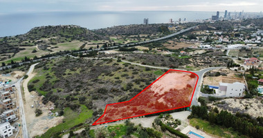 Development Land for sale in Agios Tychon: with Sea-View