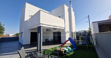 Luxury Detached Villa for Sale in Ypsonas