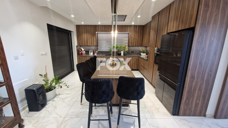 Коммерческая недвижимость 242 м² на продажу в Ypsonas, Limassol, Cyprus