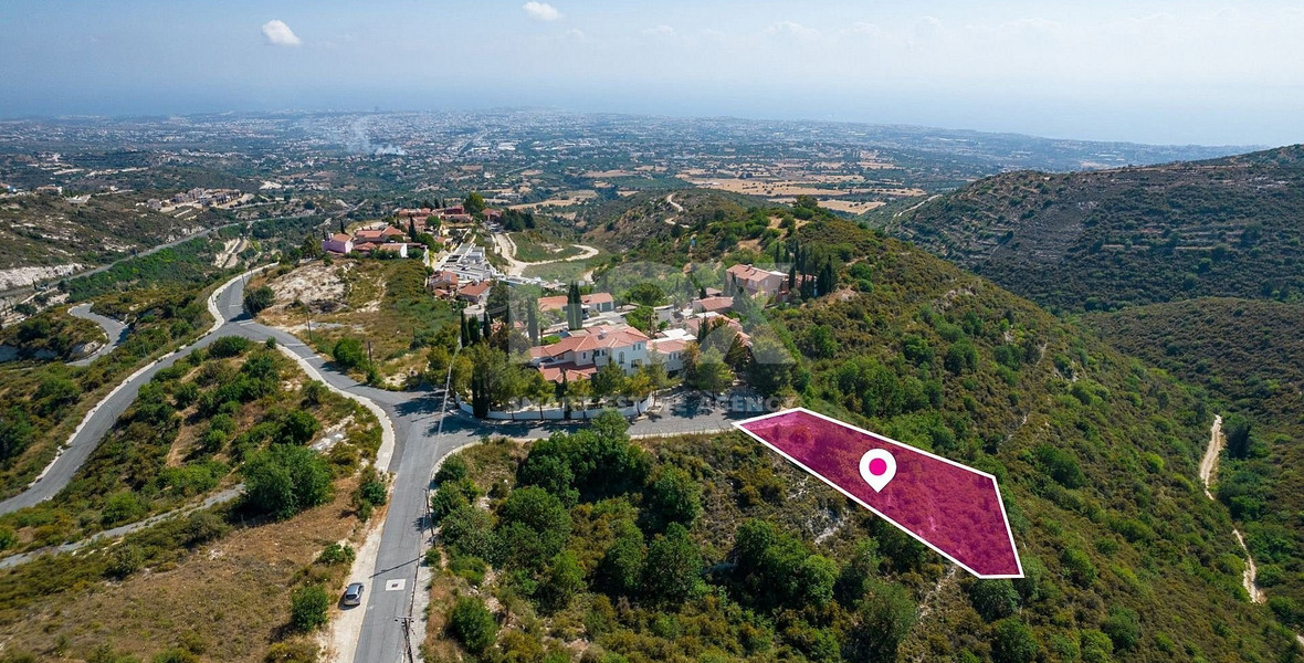 Residential Plot in Tsada Community of Paphos