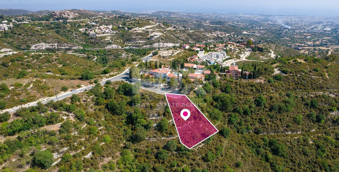 Residential Plot in Tsada Community of Paphos