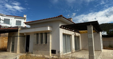 Three bedroom bungalow in Argaka Community, in Paphos