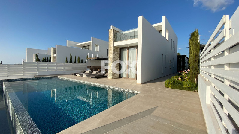 Commercial properties 300 m² for rent in Peyia, Paphos, Cyprus