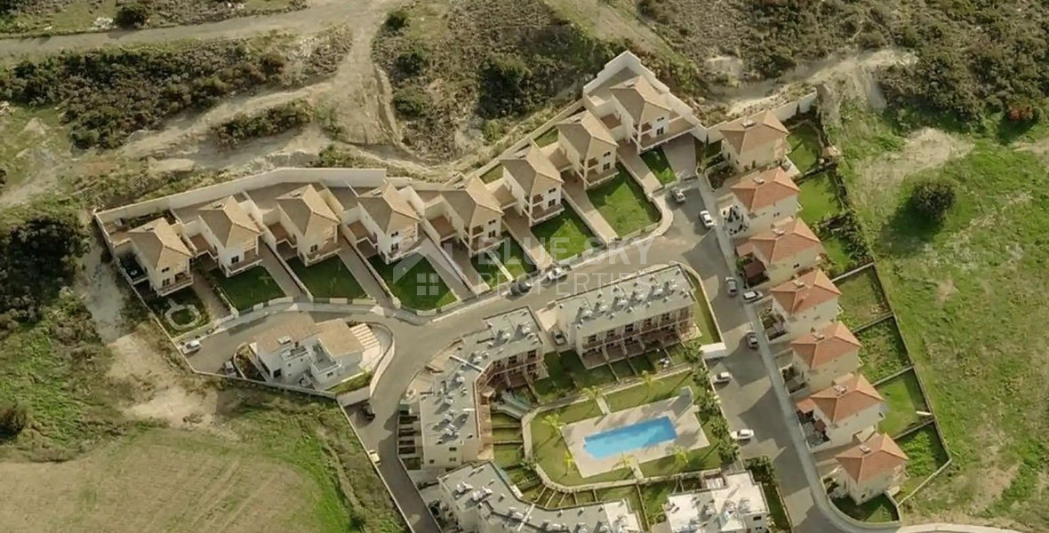 Spacious four bedroom house with private garden and pool  in Mouttagiaka