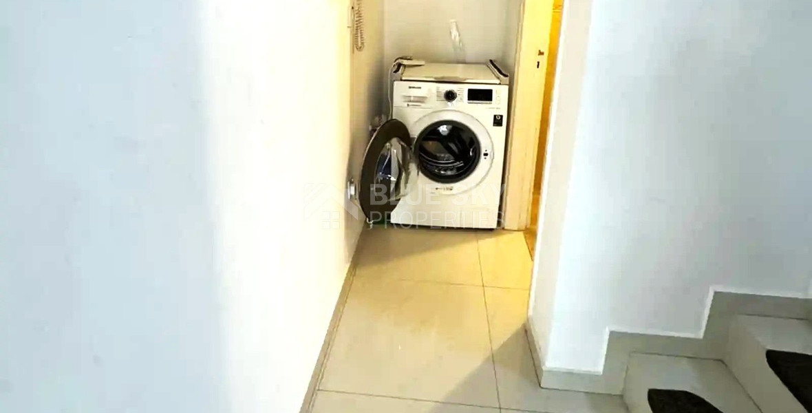 Spacious four bedroom house with private garden and pool  in Mouttagiaka