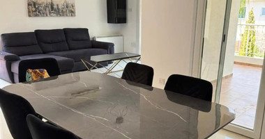 Spacious four bedroom house with private garden and pool  in Mouttagiaka