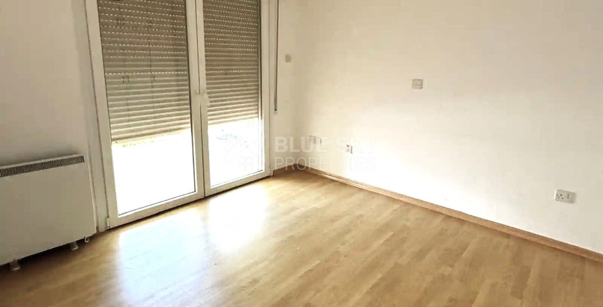 Spacious four bedroom house with private garden and pool  in Mouttagiaka