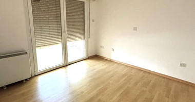 Spacious four bedroom house with private garden and pool  in Mouttagiaka