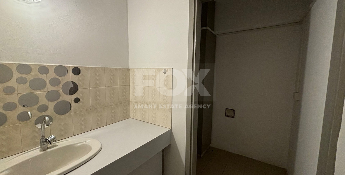 Unfurnished Office for Rent in Agia Zoni