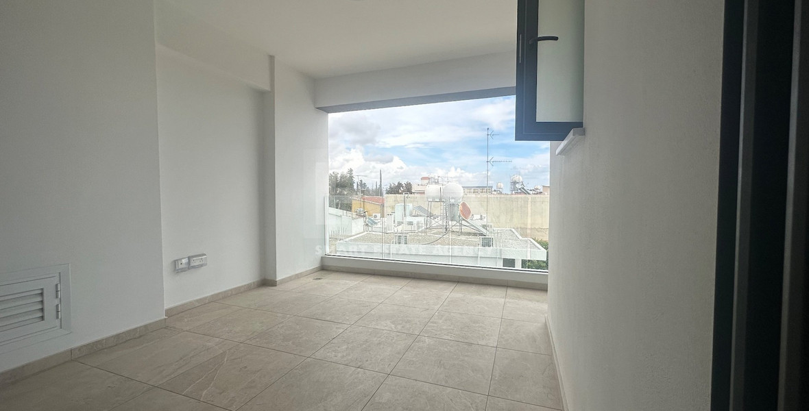 Modern Two Bedroom Apartment For Sale in Kato Polemidia