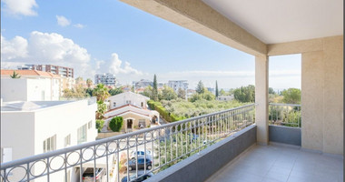 Three bedroom penthouse for sale in Mesa Geitonia, Limassol