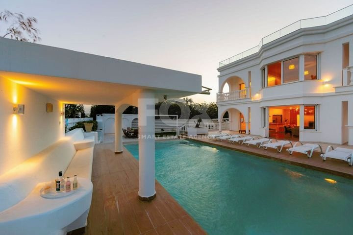 Stunning Six Bedroom Detached Villa in Coral Bay, Paphos