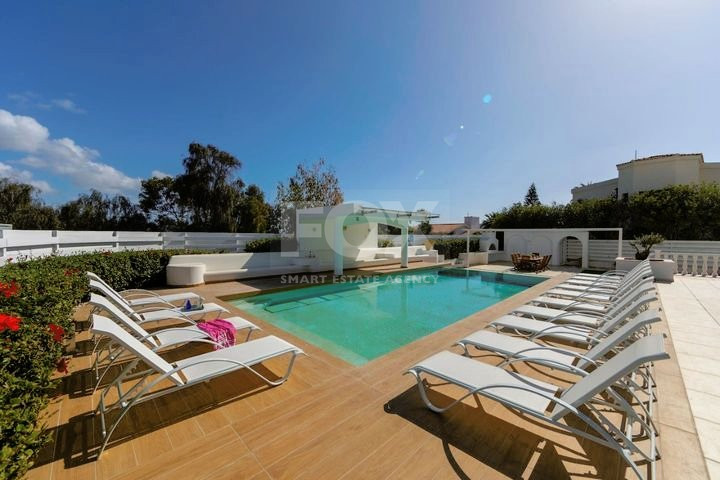 Stunning Six Bedroom Detached Villa in Coral Bay, Paphos