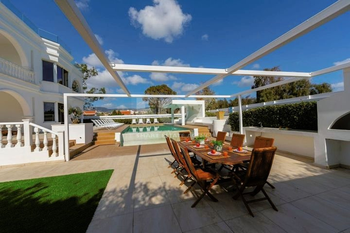 Stunning Six Bedroom Detached Villa in Coral Bay, Paphos