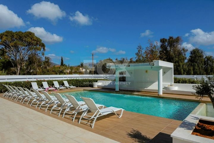 Stunning Six Bedroom Detached Villa in Coral Bay, Paphos