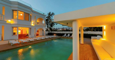 Stunning Six Bedroom Detached Villa in Coral Bay, Paphos