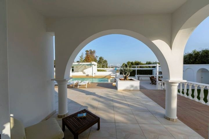 Stunning Six Bedroom Detached Villa in Coral Bay, Paphos