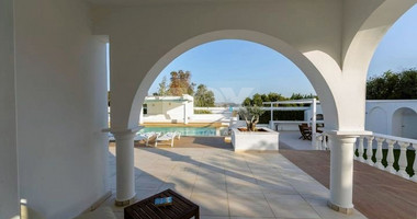 Stunning Six Bedroom Detached Villa in Coral Bay, Paphos