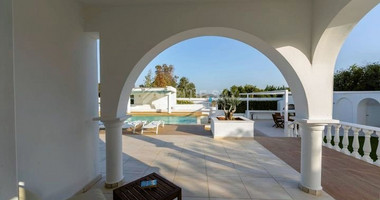 Stunning Six Bedroom Detached Villa in Coral Bay, Paphos