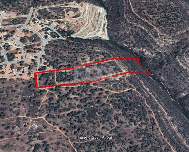 PRIME RESIDENTIAL LAND IN THE  SOUGHT AFTER LOCATION OF SOUNI FOR A  NEW DEVELOPMENT.