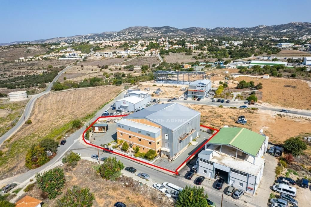 Industrial unit in Tremithousa, Paphos