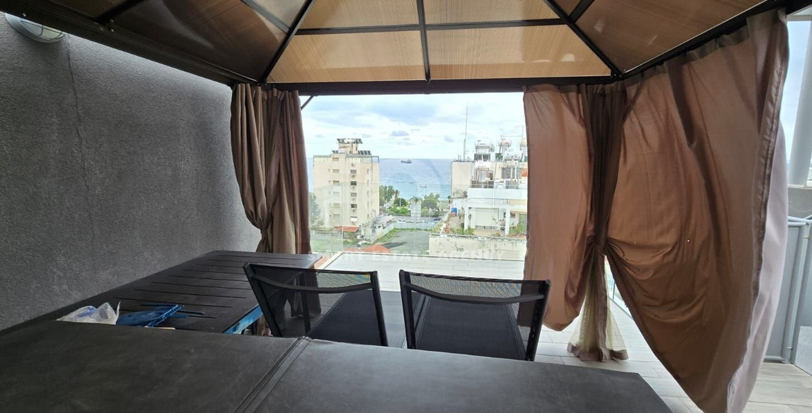 Amazing one bedroom penthouse for rent in Neapoli, Limassol