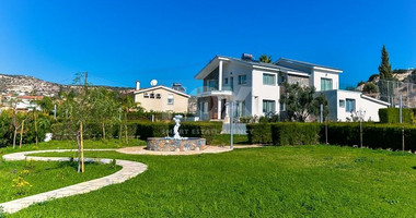 Luxurious 5 bedroom villa for rent in Agios Tychonas, Limassol