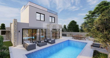 Five bedroom Luxury Villa in Chloraka, Paphos – Spacious Home Near Beaches