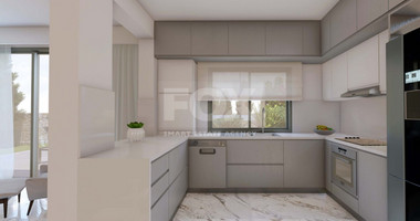 Five bedroom Luxury Villa in Chloraka, Paphos – Spacious Home Near Beaches