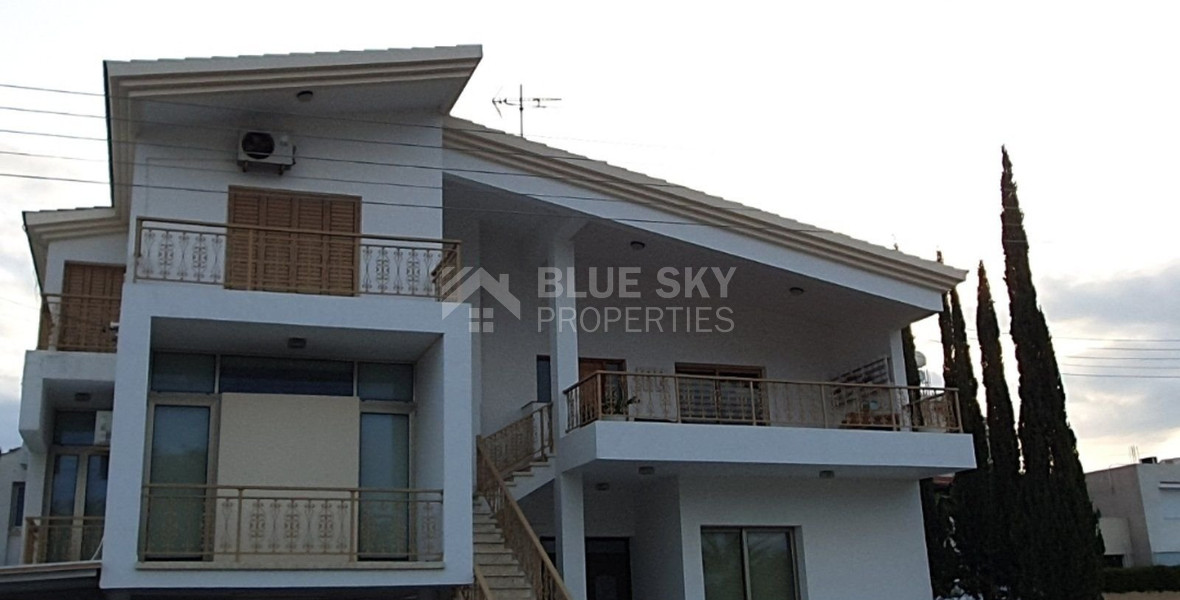 Two bedroom Upper House For Rent In Trachoni, Limassol