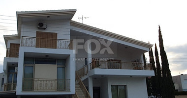 Two bedroom Upper House For Rent In Trachoni, Limassol