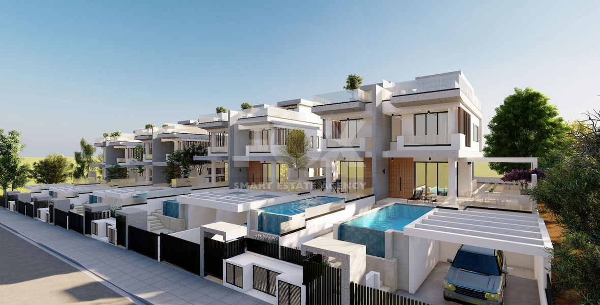 Five bedroom luxury villa for sale in Chloraka, Paphos