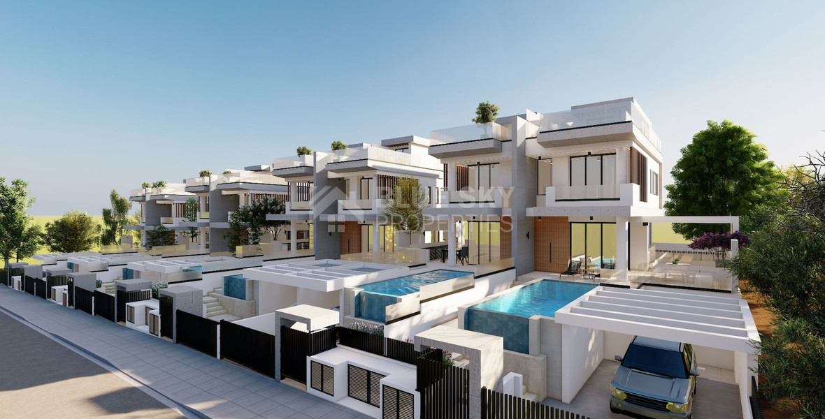 Five bedroom luxury villa for sale in Chloraka, Paphos