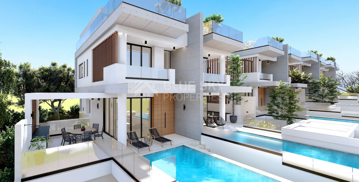 Five bedroom luxury villa for sale in Chloraka, Paphos