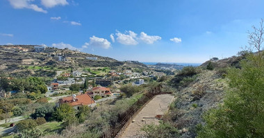 Land with Sea View for sale in Agios Tychonas, Limassol