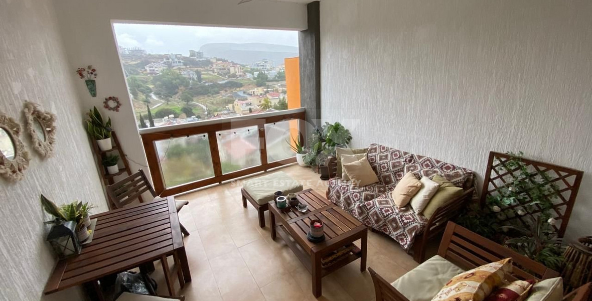 Stylish unfurnished apartment for sale in Germasogeia