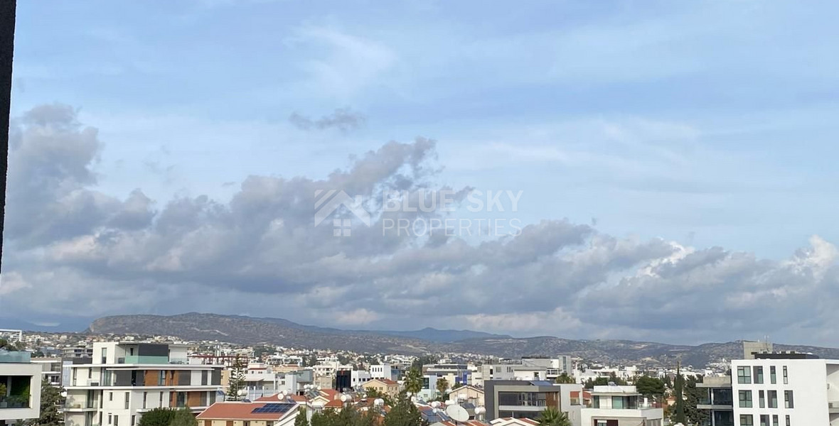 Modern Apartment with Sea View in Agios Athanasios tourist area