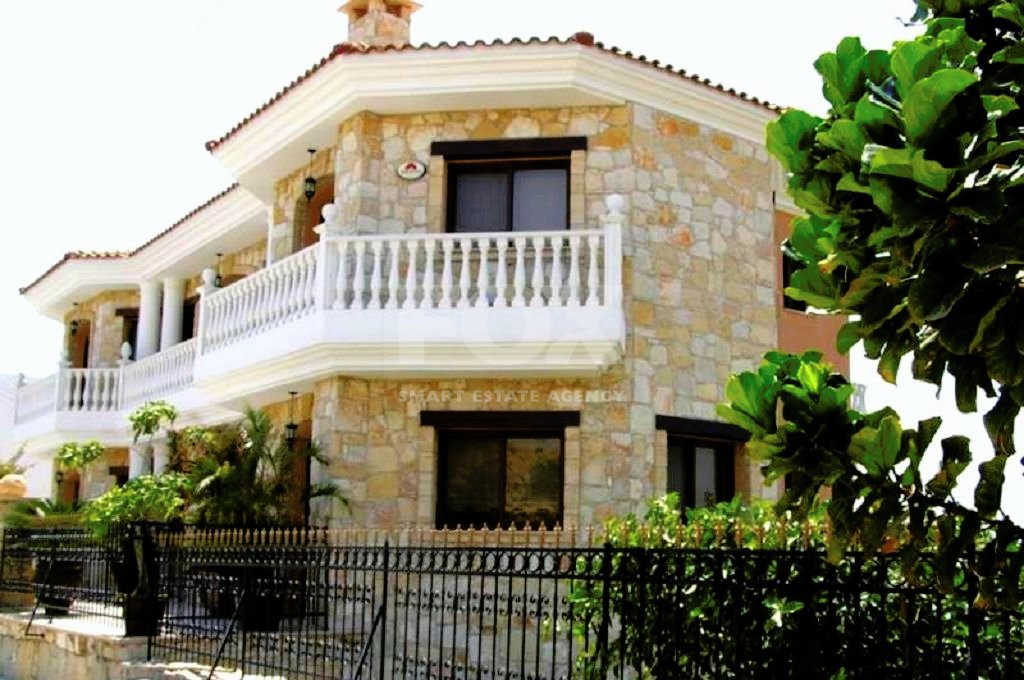 6 Bed House For Sale In Panthea (Agia Fyla)