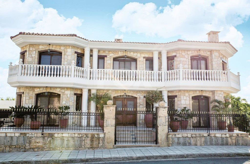 6 Bed House For Sale In Panthea (Agia Fyla)